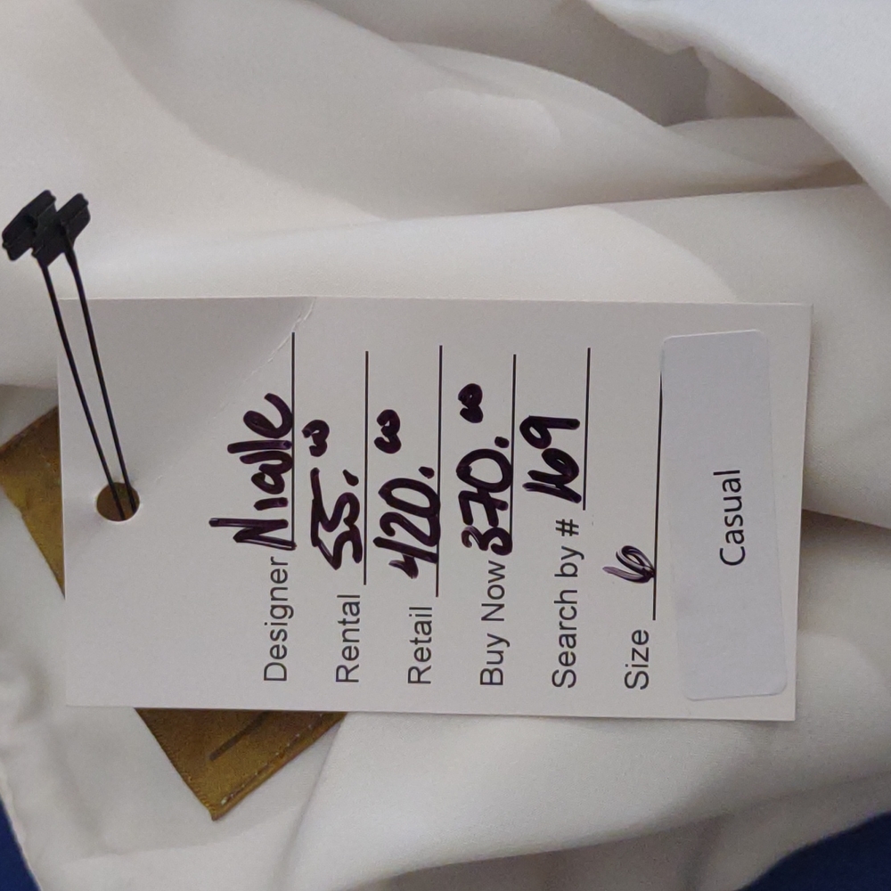COPY - BNWT Nicole Miller Creamy white rouched dress size 6 @denisecast - Picture 9 of 16